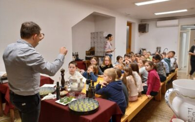 Učenici 2. razreda uče o zanimanjima…