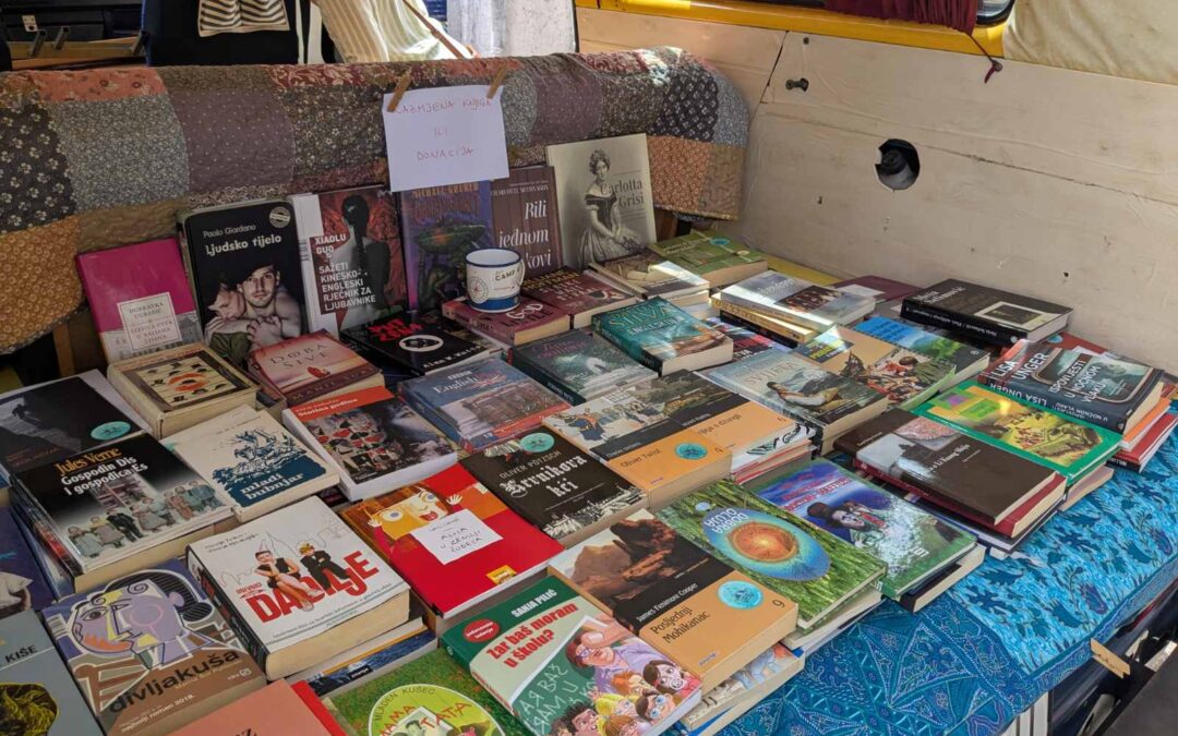 Susret s hrvatskom pjesnikinjom i prevoditeljicom Majom Klarić